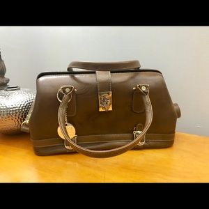 🦋Vintage Doctors Satchel!